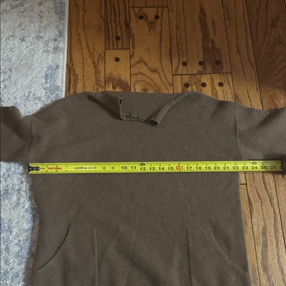 Skull Cashmere 100% Cashmere Longline Brown Pocket Front Sweater Size Small - Picture 6 of 7